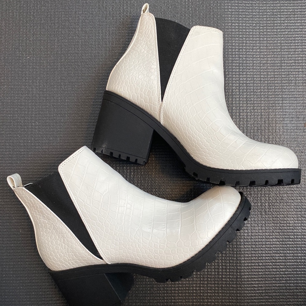 Dirty laundry boots